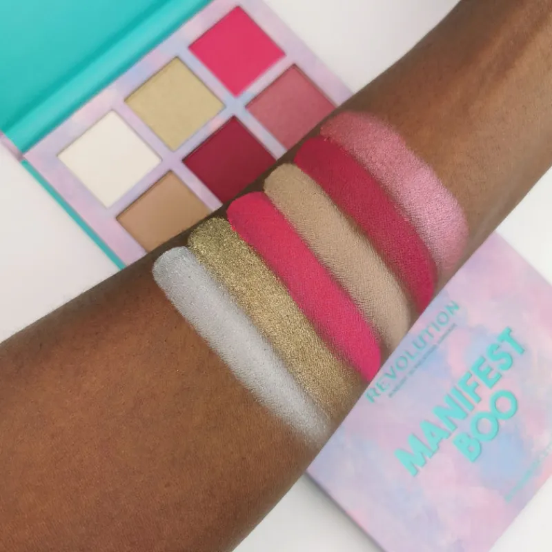 Eyeshadows^Revolution Eyeshadow Palette Manifest Boo