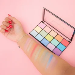 Eyeshadows^Revolution Reloaded Palette Sugar Pie