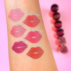 Lipsticks^Revolution Satin Kiss Lipstick Fling