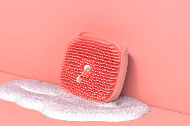 Beauty Tools^Spa By Lola Shampoo Dispenser Brush BEAU513